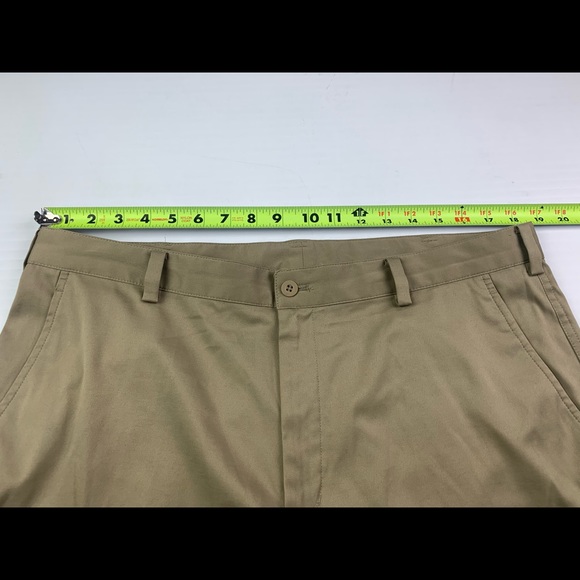 NIKE GOLF Mens Flat Front Golf ShortsSz 36 Khaki - Picture 3 of 7